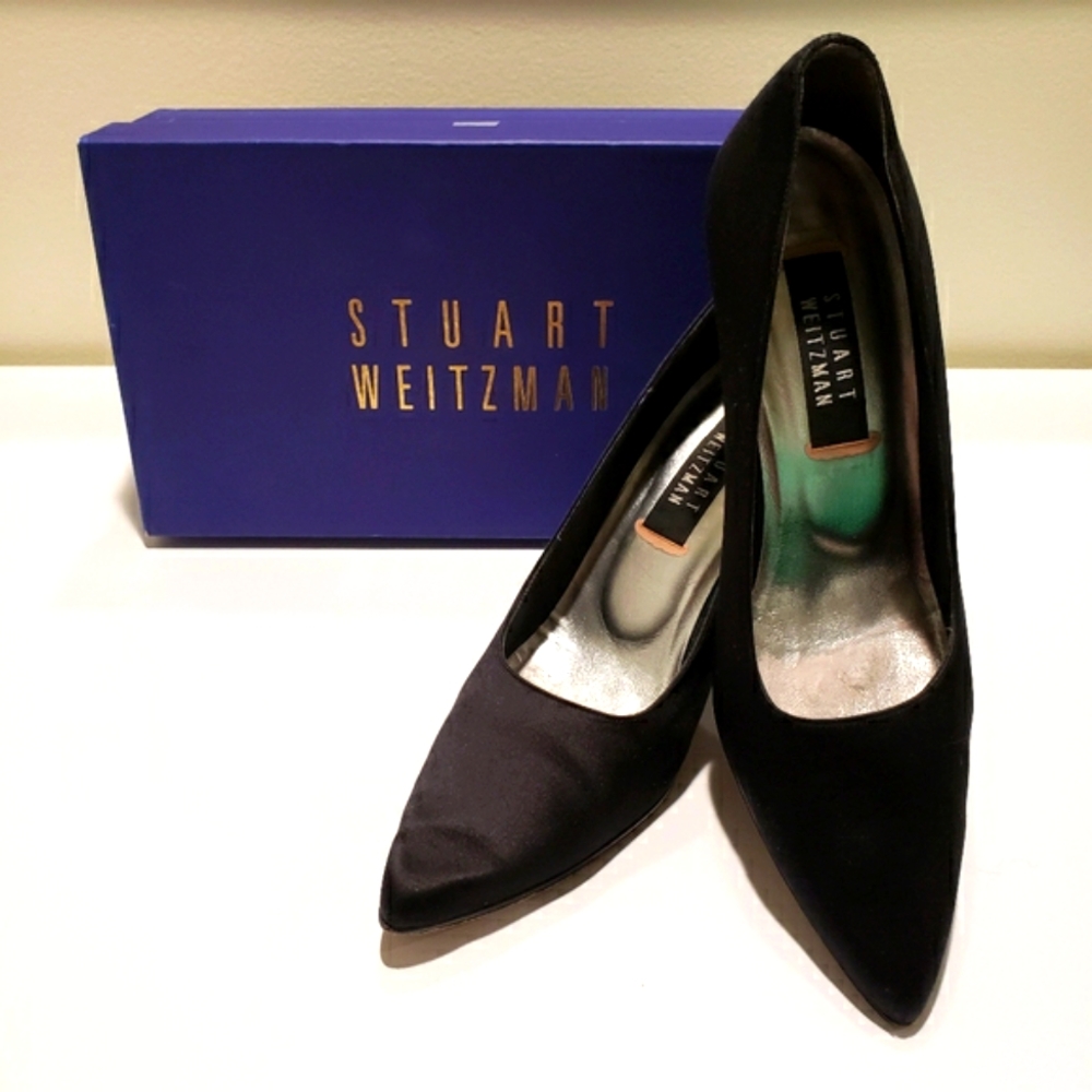 STUART WEITZMAN Black Satin Heels Size 8